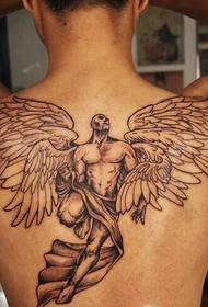 mannen Angel-tatoeage op de achteratmosfeer
