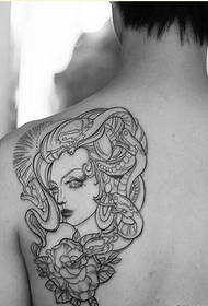 უკან Medusa tattoo ნიმუში რეკომენდირებული სურათი