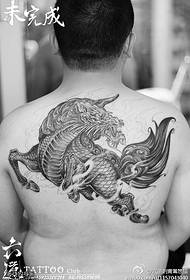 nach Zréck op de Tengxiang Wollek ronderëm de Eenhorn Tattoo Muster