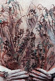 i ragazzi appoggiano un bellissimo paesaggio classico dipingendo una bella immagine del tatuaggio