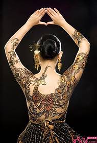 mujer tatuaje de fénix de espalda completa