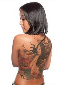 le ragazze normali non sono le normali foto del tatuaggio del ritratto posteriore