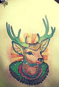 個人女背時尚好看的鹿紋身圖案圖片
