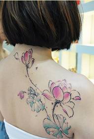 fashion awéwé balik warna gambar lotus tato éndah gambar