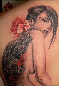 Balik sa gamay nga paghulagway sa puti nga matahum nga litrato sa tattoo