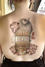 immagine del modello del tatuaggio della gabbia per uccelli dorata posteriore sexy della femmina di modo