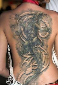 pretty MM back black and white lizard tattoo picture