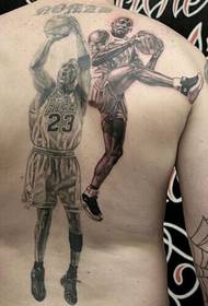 i fan tornano all'immagine classica del tatuaggio a stella