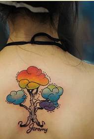 Moderne kvindelig ryg smuk farve træ tatovering billede