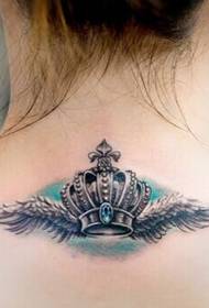 skönhet tillbaka bara titta på krona tatuering mönster bild