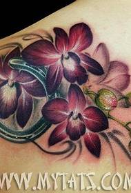 Mtaalam wa Tatoo ya Usanii wa tattoo Lucy's Back