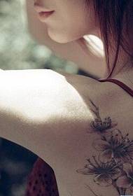 girl back plum tattoo pattern picture