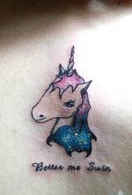 unicorno posteriore del fumetto con l'immagine del tatuaggio lettera inglese
