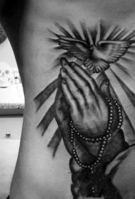 Ручна тетоважа илустрација побожна молитва узорак тетоважа руку