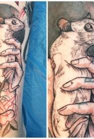 Patrón de tatuaje de ratón de color de estilo de dibujo de pierna