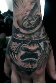 Patrón de tatuaxe de misteriosa máscara de guerreiro de madeira de man