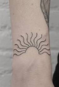 Water ripple tattoo: skup jednostavnih slika crne vode ripple tattoo na ruci