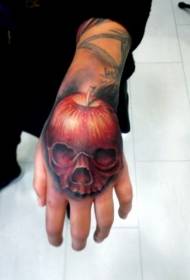 ہاتھ سے رنگ کا حقیقت پسندانہ سیب کھوپڑی ٹیٹو کا نمونہ