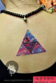Mooi en populair sterrenpatroon met tattoo op de rug van meisjes