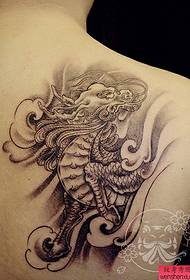 Spettacolo di tatuaggi, consiglia un modello di tatuaggio unicorno posteriore