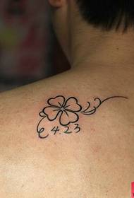 Tattoo show, recommend a back four-leaf clover tattoo