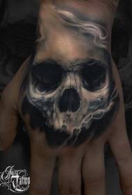 Tatuaje do corpo gris fumador realista