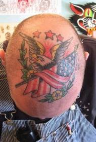 Cabeça colorida bandeira americana com padrão de tatuagem de águia