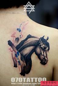 Maonyesho ya tatoo, pendekeza muundo wa tattoo ya farasi wa nyuma