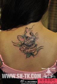 Tattoos clasaiceach cat cat ar chúl