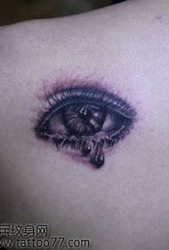 Modello alternativo tatuaggio occhio classico posteriore