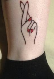 Maschera letteraria creativa del tatuaggio della mano di schizzo online dello stinco femminile