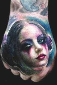 Kézzel hátsó színű gyönyörű lány portré tetoválás minta