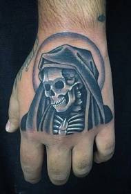 Modeli i tatuazhit me trishtim të zi dhe të bardhë në anën e pasme të dorës