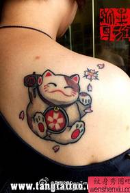 Yarinyar kafada cute cat tattoo tsarin