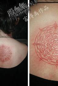 Mergaitės nugaros lotoso totemo tatuiruotės modelis