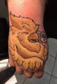Tatuaje pájaro niño pintado a mano pájaro tatuaje foto