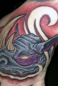 Caj npab fantasy tas luav dab ntxwg nyoog rhinoceros tattoo qauv