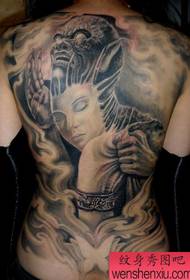 Потпуни узорак тетоваже леђа: шарени демон тетоважа леђа