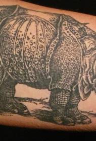 Arm realistische Helm Nashorn Tattoo Muster