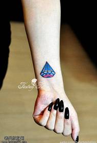 Motif de tatouage de diamant personnalisé couleur de poignet