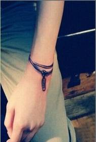 Áilleacht patrún tattoo álainn bracelet chun taitneamh a bhaint as pictiúir