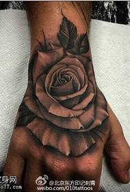 Patrón de tatuaxe rosa