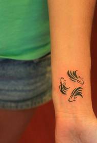 Wrist totem golide wamtundu wa tattoo