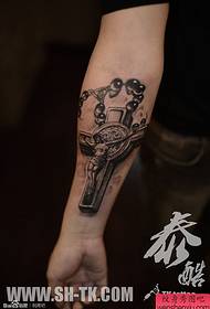 Hand ten amp jesus tattoo pattern