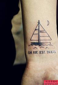 Padrão de tatuagem de carta de barco de pulso
