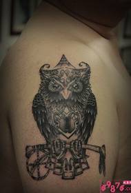 Foto di gufo tatuaggio modello