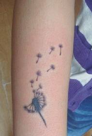 Dandelion tattoo tattoo სამუშაო სურათი