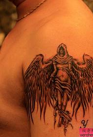 大臂天使紋身圖案