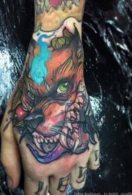 Hand terug nuwe styl gekleurde wolfkop monster tattoo patroon