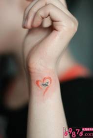 Mioyo nyekundu nyekundu picha ndogo za picha za tattoo